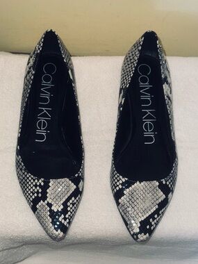 Calvin Klein Snake-Print Pointed Toe Flats - Black & White